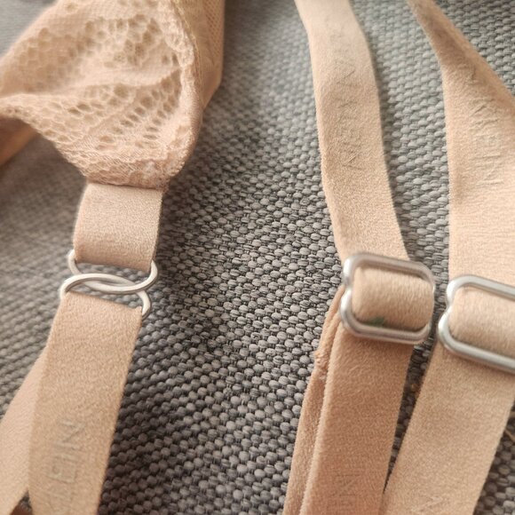 [EUC] CALVIN KLEIN Push-up bra - Picture 5 of 7